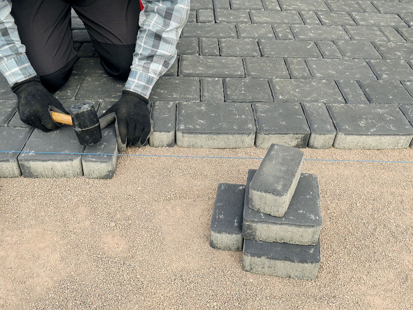 How Much Do Pavers Cost Per Square Metre